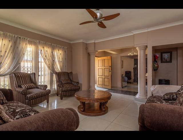 3 BEDROOM HOUSE FOR SALE IN ROBERTSHAM